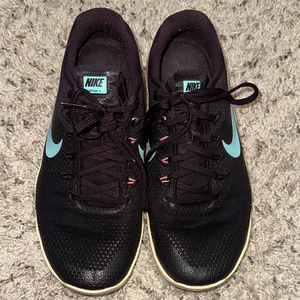 Nike Metcon 4 Women's Burgundy Shoes